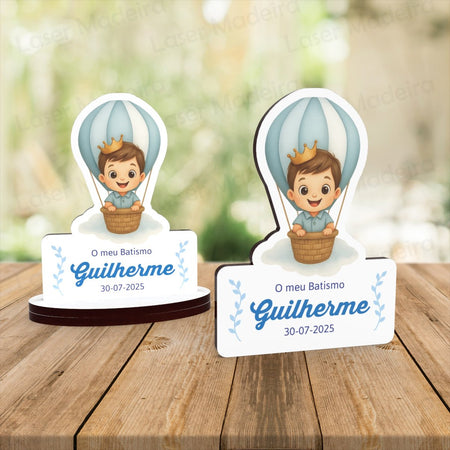 Lembrança Personalizada com Menino no Balão - Iman ou base - Laser Madeira