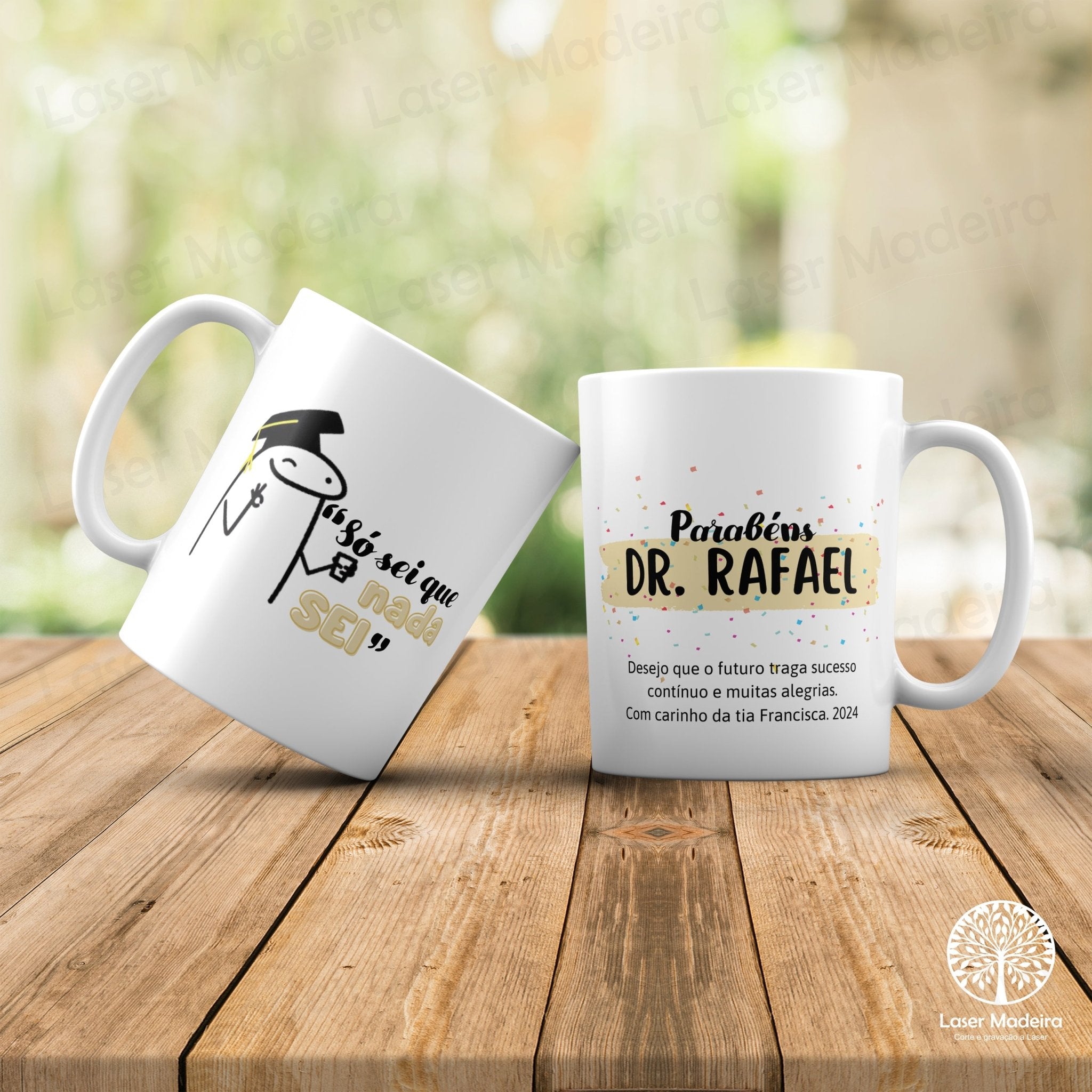 Caneca Personalizada Escolar para Finalista - "Só sei que nada sei" - Laser Madeira