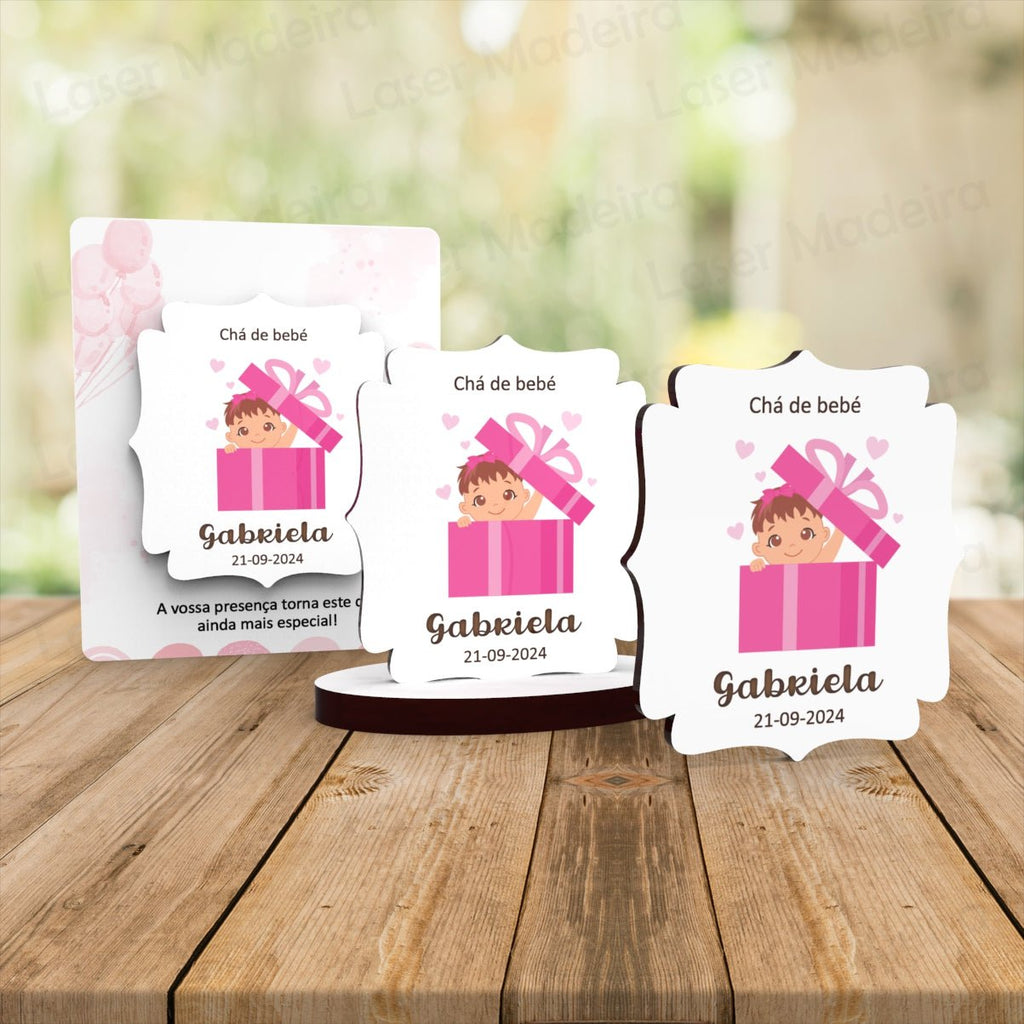 Lembrança Batismo / Primeira Comunhão / Profissão de Fé / Crisma/ Aniversário com Bebe Presente Menina Rosa UV - Iman ou base - Laser Madeira
