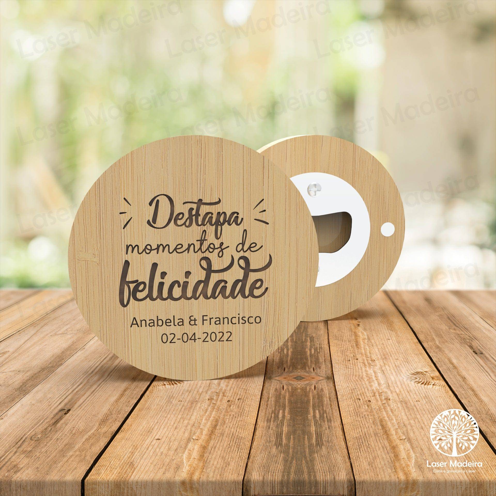 Lembrança Descapsulador em Bambu - "Destapa Felicidade" - Laser Madeira
