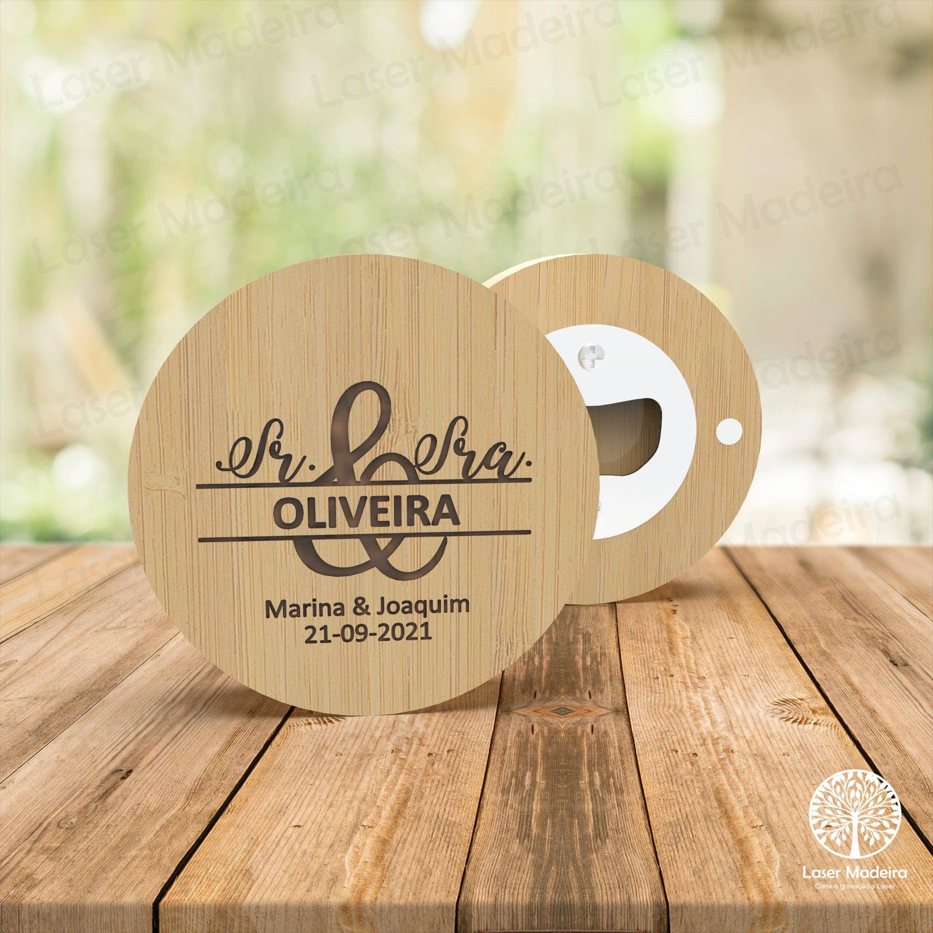 Lembrança Descapsulador em Bambu - Sr. & Sra. - Laser Madeira