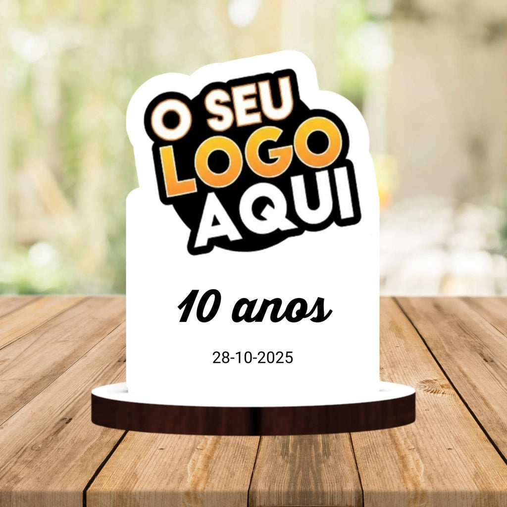 Lembrança Personalizada com o Logo da Sua Empresa — Íman ou Base | Pré - visualização em Tempo Real - Laser Madeira