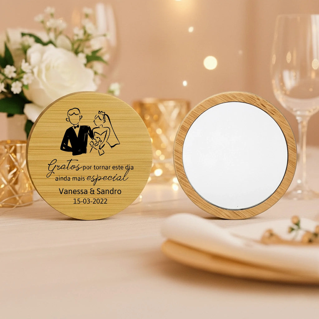 Lembrança Personalizada Descapsulador/ Espelho/ Base para Copos em Bambu - Noivos - Laser Madeira