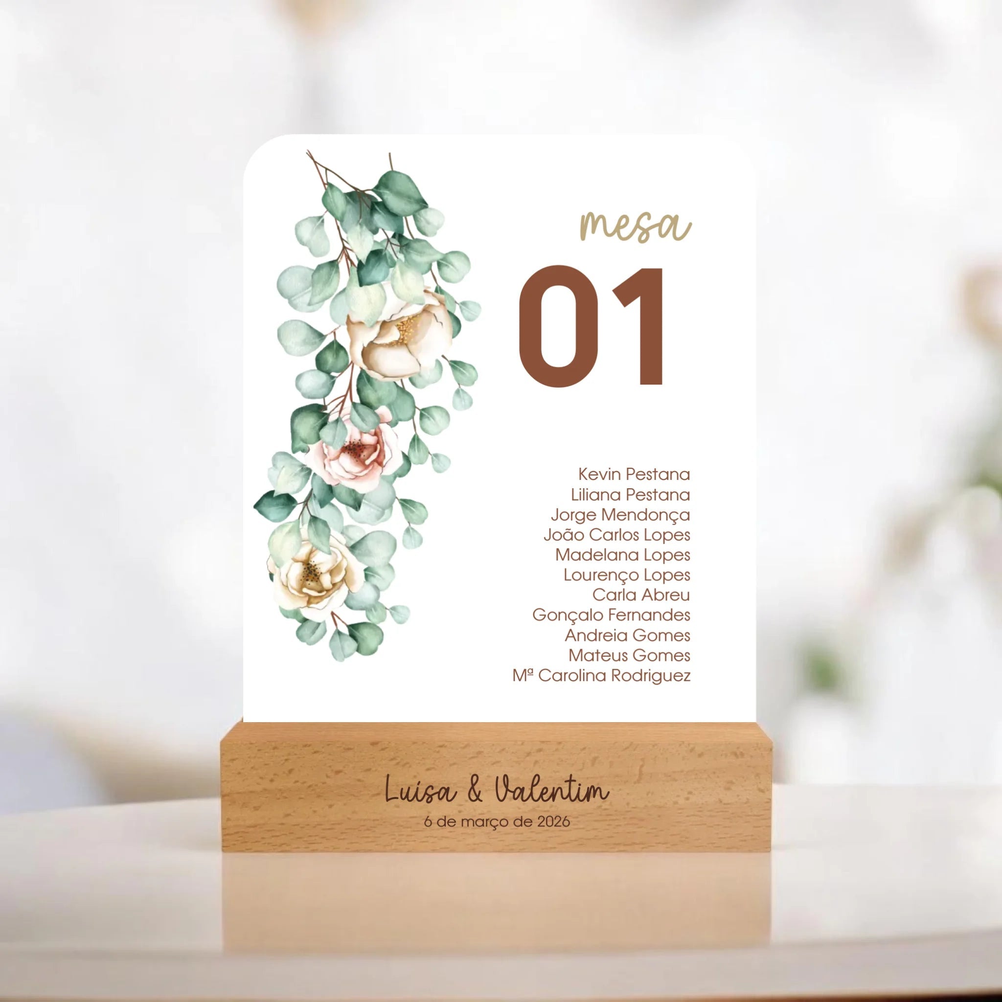 Marcador de Mesa Personalizado com Base em Pinho - Laser Madeira