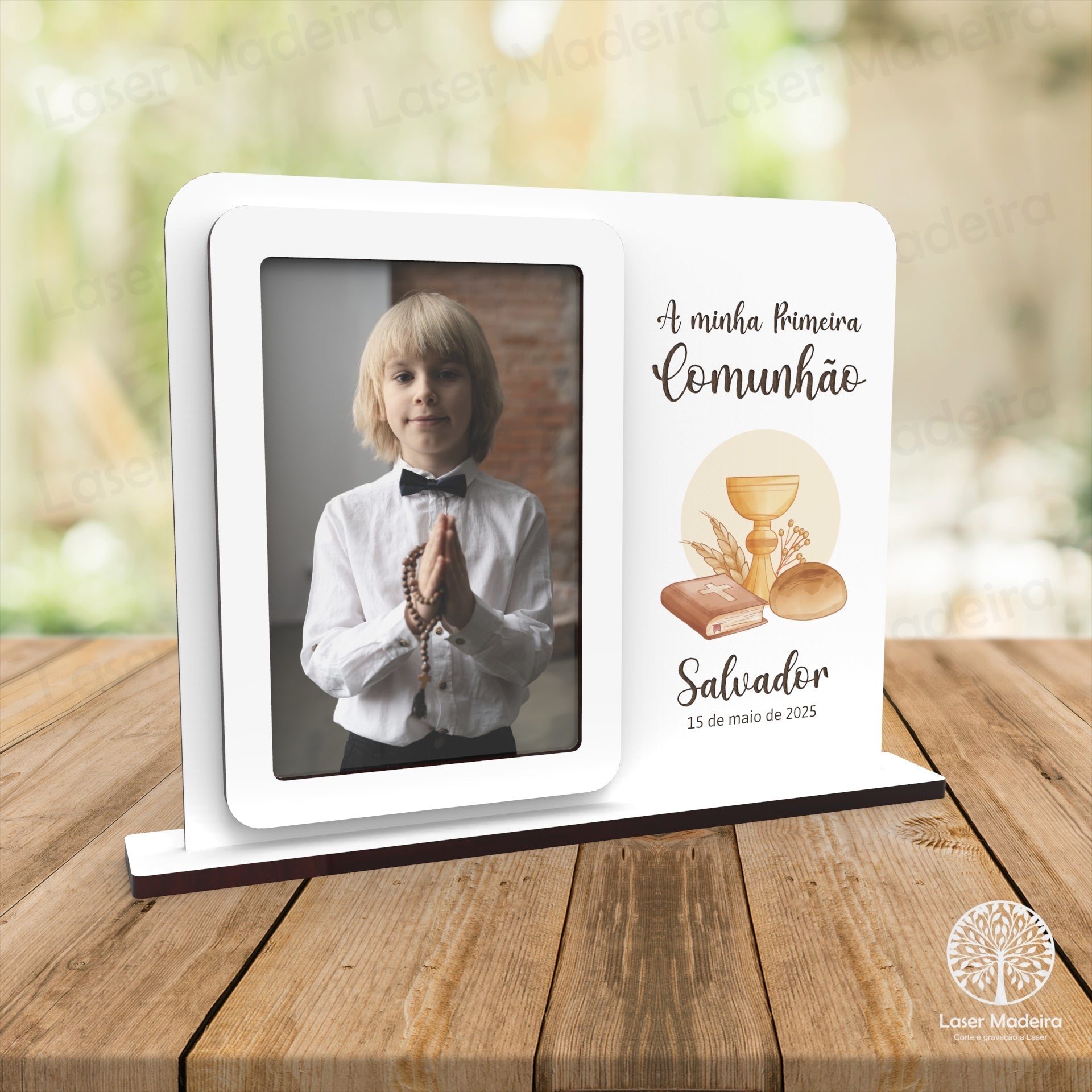 Moldura Personalizada com Cálice, Pão e Bíblia - Laser Madeira
