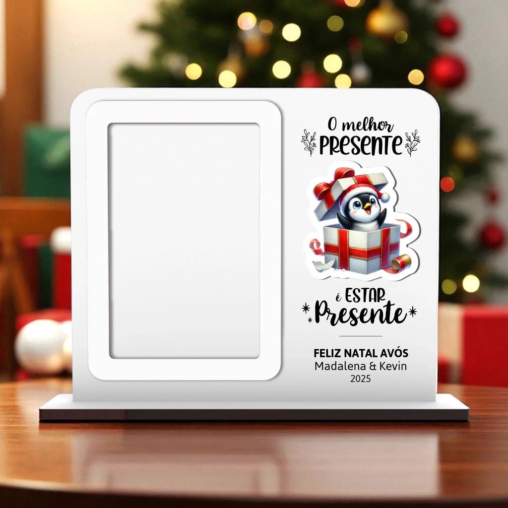 Moldura Personalizada “O melhor presente...é estar presente” com opção de aplique com o seu Desenho/Imagem | Pré - visualização em Tempo Real - Laser Madeira