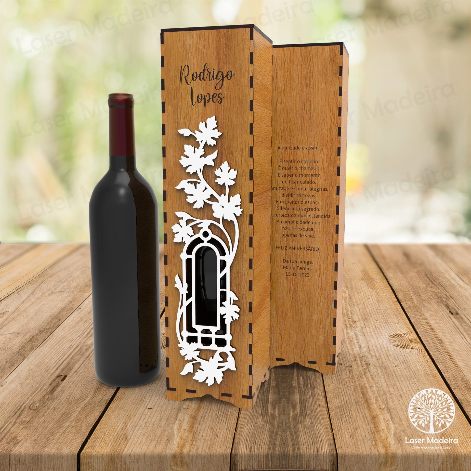 Caixa para Garrafa de Vinho Personalizada com aplique Janela - Laser Madeira
